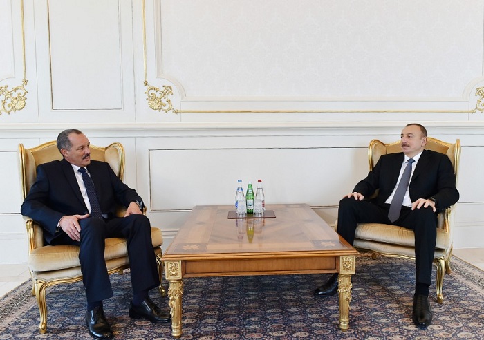 Le président Ilham Aliyev rencontre le nouvel ambassadeur de Cuba